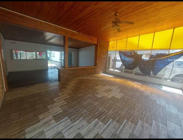 5 BEDROOM HOUSE FOR SALE IN BRENTHURST